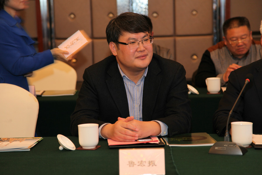 商会组织会员参加泗水县（南京）经济合作恳谈会